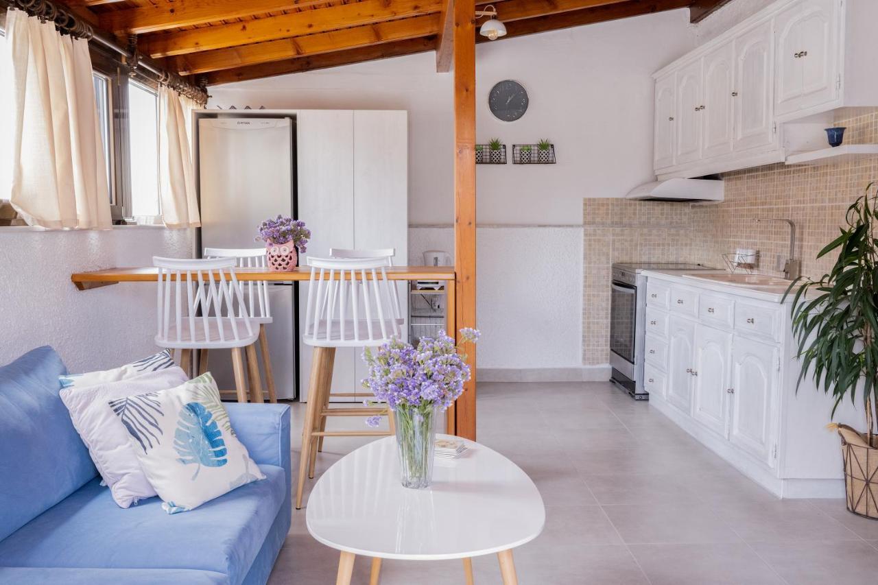 Holiday home Margarita's House By The